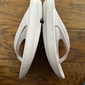 Oofos oolala sandal 7 light pink